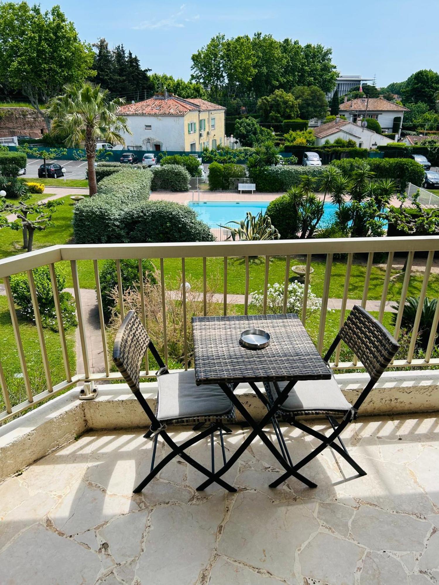 Studio De Standing Climatise, Avec Piscine, Proche De La Mer Фрежюс Экстерьер фото